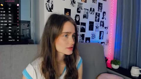 Alivia online show from 11/01/25, 09:44