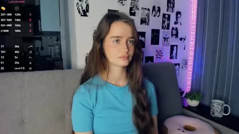 Alivia online show from 11/02/25, 09:55