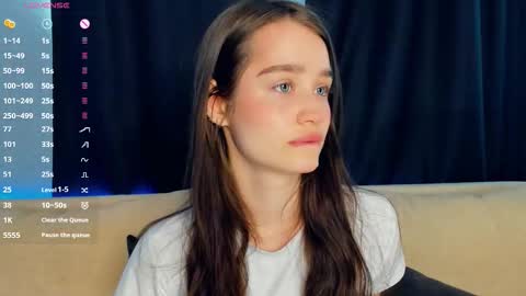 Snapshot of alivialovely chatting on 02/17/26, 07:38 Alivia online show from 02/17/26, 07:38