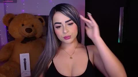  Alix  online show from 12/23/25, 01:36