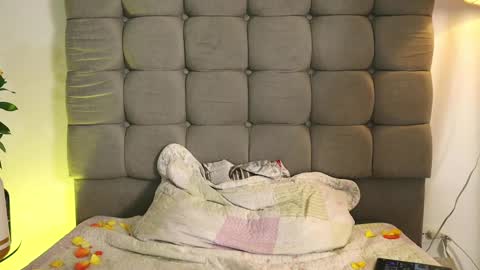 Alix online show from 02/14/25, 11:09