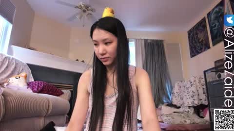 Alize Zaide online show from 11/21/25, 08:51