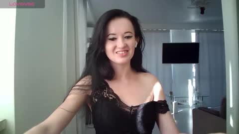 Snapshot of alkh_amare chatting on 11/17/25, 11:16 Amare online show from 11/17/25, 11:16