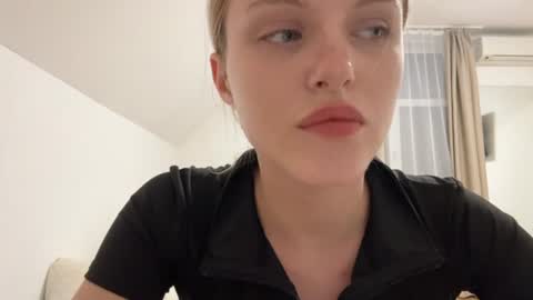 Kate online show from 06/26/26, 08:35