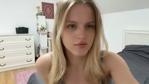 Kate online show from 07/06/26, 01:08