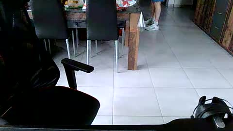 allan57000 online show from 06/08/26, 07:53