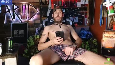 Snapshot of allan_arod chatting on 12/29/24, 12:23 Allan arod online show from 12/29/24, 12:23