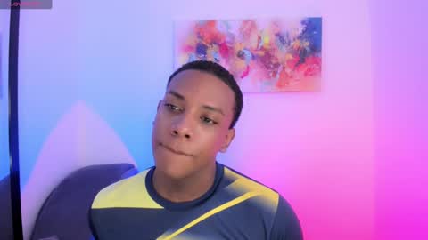 Snapshot of allan_ghersi02 chatting on 12/28/24, 07:11 Angel online show from 12/28/24, 07:11