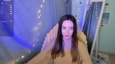 Snapshot of allana_dream chatting on 02/05/25, 11:12 Allana online show from 02/05/25, 11:12