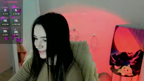 Snapshot of allana_dream chatting on 02/23/25, 07:22 Allana online show from 02/23/25, 07:22