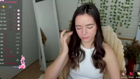 Snapshot of allana_dream chatting on 09/22/25, 06:04 Allana online show from 09/22/25, 06:04