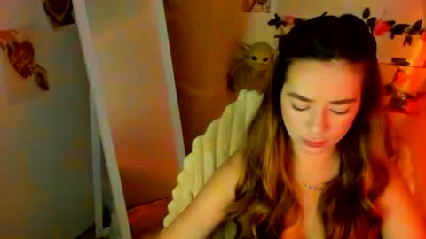 Snapshot of allana_dream chatting on 06/24/26, 06:23 Allana online show from 06/24/26, 06:23