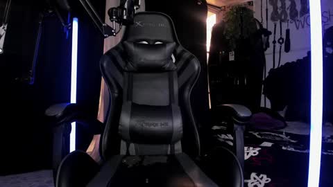   online show from 12/15/24, 04:04