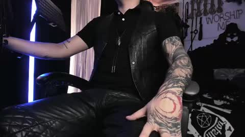   online show from 02/19/25, 06:10