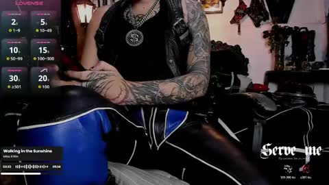   online show from 04/24/26, 06:43