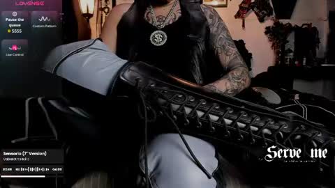 Snapshot of allanhurtss chatting on 07/15/26, 06:46 online show from 07/15/26, 06:46