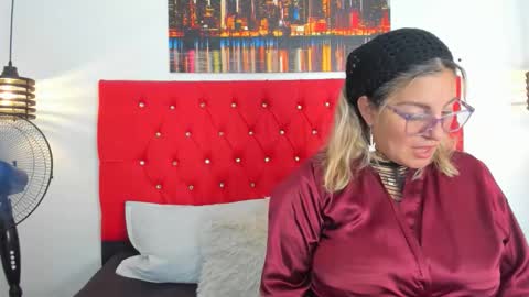 Snapshot of allegra_chubby chatting on 02/17/26, 03:40 Allegra online show from 02/17/26, 03:40