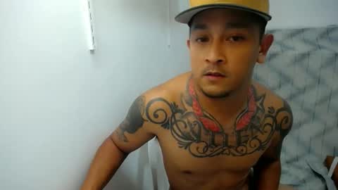 Snapshot of allen_69xx chatting on 10/13/25, 04:23 allen online show from 10/13/25, 04:23