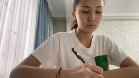 Snapshot of allenargudin chatting on 12/17/25, 08:31 Fatima online show from 12/17/25, 08:31