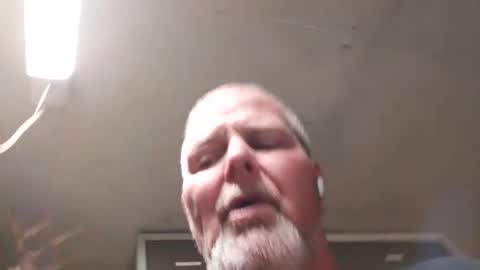 Snapshot of allenhammack575 chatting on 05/11/26, 12:44 allenhammack575 online show from 05/11/26, 12:44