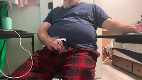 Allergictolove online show from 11/05/25, 11:27