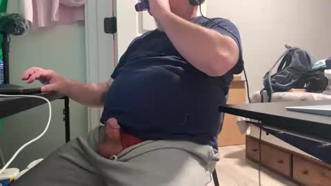 Allergictolove online show from 01/13/26, 07:08