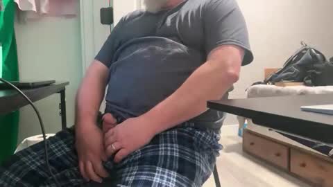 Allergictolove online show from 02/11/26, 03:50