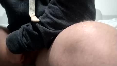 alles594462 online show from 12/18/24, 02:10