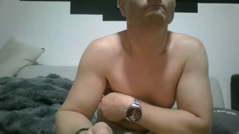 alles594462 online show from 10/01/25, 03:01