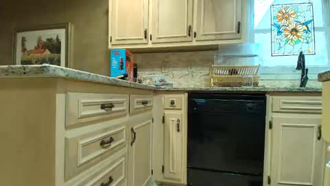 wishlist on bio online show from 09/13/25, 07:46