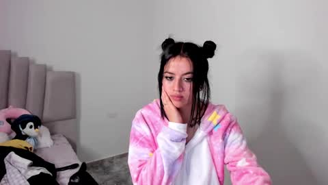 Ali online show from 02/21/25, 01:22