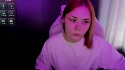 Snapshot of alli_zi chatting on 05/25/26, 06:19 Blair online show from 05/25/26, 06:19