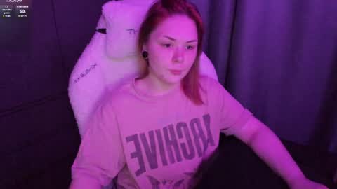 Snapshot of alli_zi chatting on 07/11/26, 05:48 Blair online show from 07/11/26, 05:48