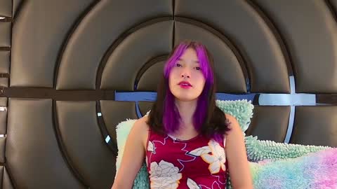 Snapshot of alliciakim chatting on 01/07/25, 07:17 Allicia online show from 01/07/25, 07:17