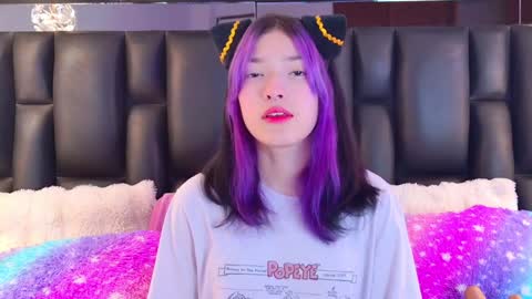 Snapshot of alliciakim chatting on 02/03/25, 07:10 Allicia online show from 02/03/25, 07:10