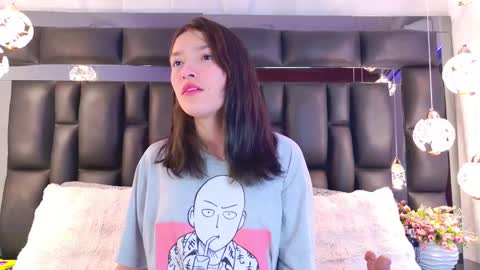 Snapshot of alliciakim chatting on 02/17/25, 07:21 Allicia online show from 02/17/25, 07:21