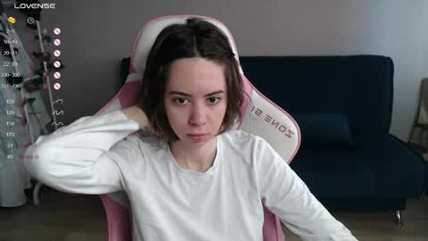 Snapshot of allie_hazie chatting on 04/26/26, 12:41 alice online show from 04/26/26, 12:41