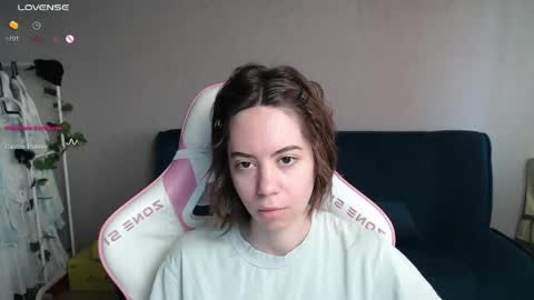Snapshot of allie_hazie chatting on 05/01/26, 11:42 alice online show from 05/01/26, 11:42