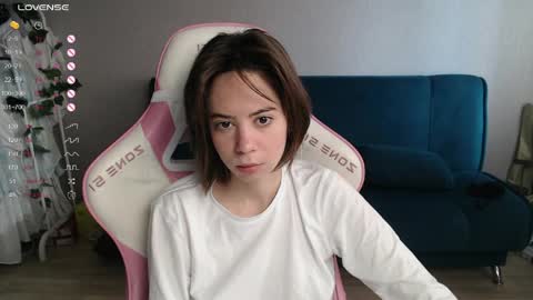 Snapshot of allie_hazie chatting on 05/27/26, 12:29 alice online show from 05/27/26, 12:29
