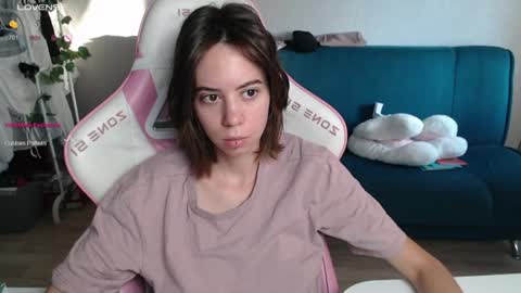 Snapshot of allie_hazie chatting on 08/04/26, 11:40 alice online show from 08/04/26, 11:40