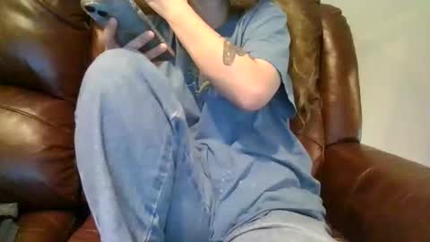 alliebearx online show from 10/29/25, 08:43