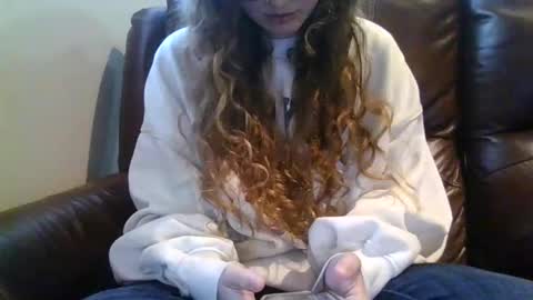 alliebearx online show from 11/26/25, 07:37