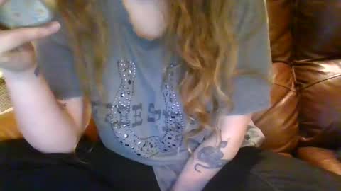 alliebearx online show from 02/11/26, 03:33