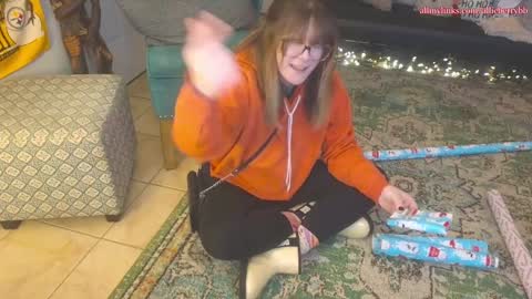 Snapshot of allieberrybb chatting on 12/18/24, 07:08 bb online show from 12/18/24, 07:08