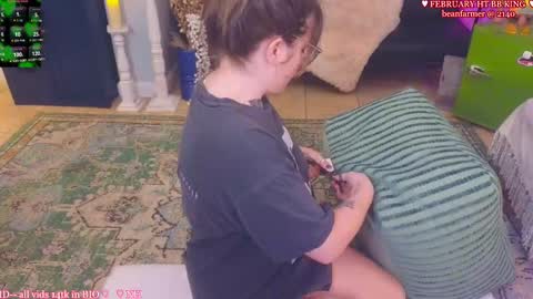 Snapshot of allieberrybb chatting on 02/15/25, 07:39 bb online show from 02/15/25, 07:39