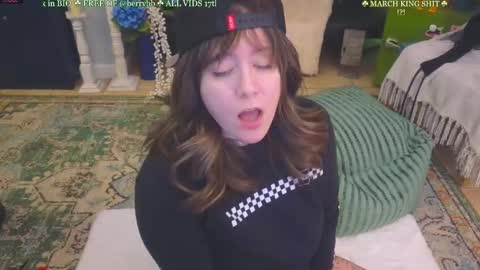 Snapshot of allieberrybb chatting on 03/07/25, 02:57 bb online show from 03/07/25, 02:57