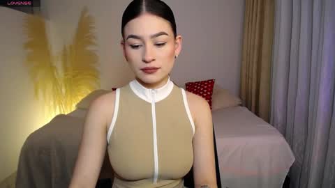 Snapshot of allierose_ chatting on 04/24/26, 12:07 Allie online show from 04/24/26, 12:07
