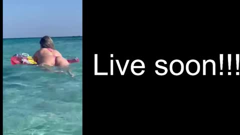 Snapshot of alliesynns chatting on 11/12/25, 05:52 Allie online show from 11/12/25, 05:52