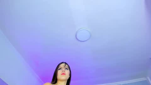 Snapshot of allijadid chatting on 02/21/25, 10:39    online show from 02/21/25, 10:39