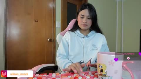 Snapshot of allison_love chatting on 02/16/25, 03:15 allison online show from 02/16/25, 03:15